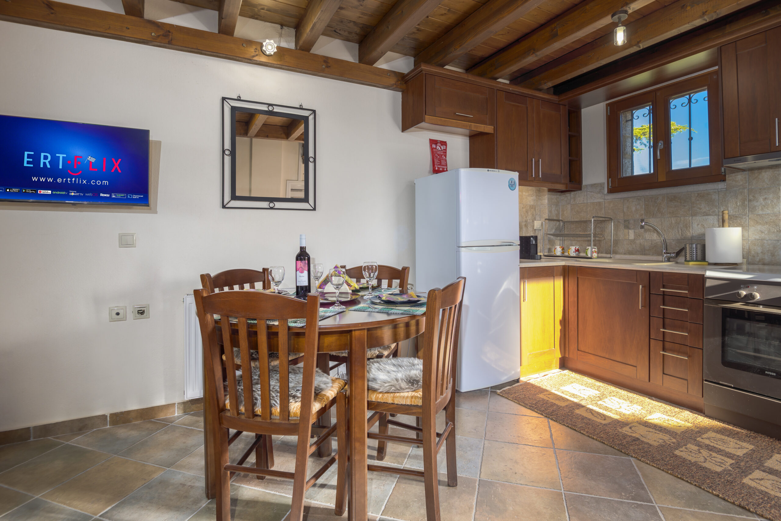 Cosy Loft in Kalyvia Arachovas — property photo 1022